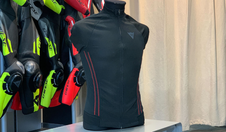 快適性と安全性を両立する冬用インナー選び